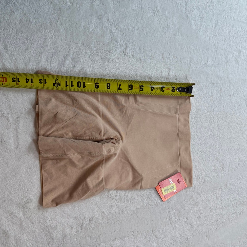 Spanx OnCore High-Waisted Mid-Thigh Short Womens Small Beige NWT Sculpting - Picture 6 of 10